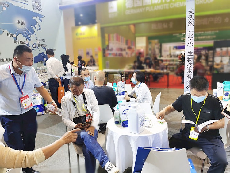 越是艱險越向前，越是困境越突破，夫沃施廣西會滿譽而歸！