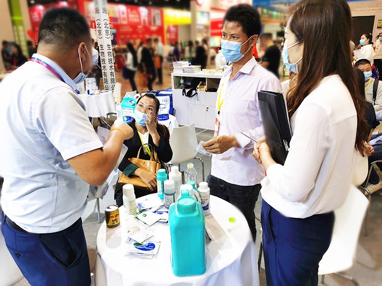 越是艱險越向前，越是困境越突破，夫沃施廣西會滿譽而歸！