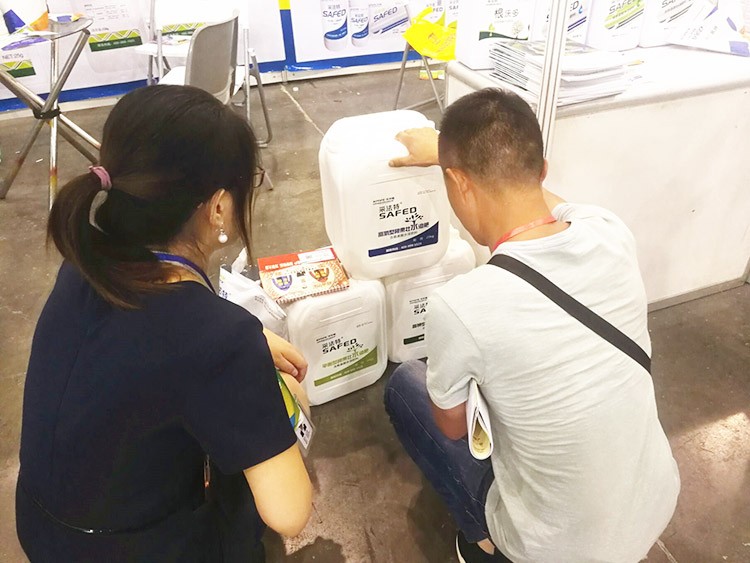 四川成都中國西部創(chuàng)新農(nóng)業(yè)博覽會&mdash;夫沃施用實力征服市場！